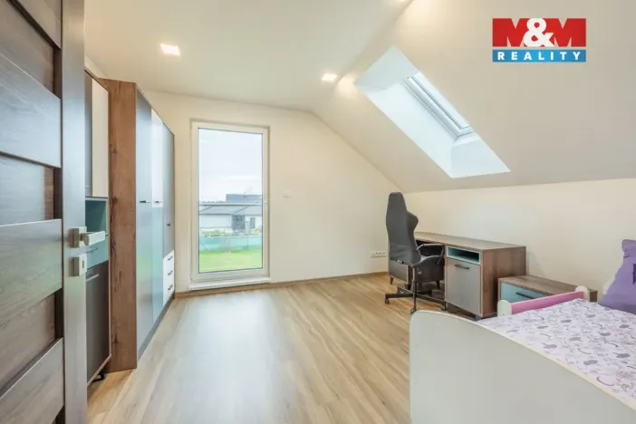 Prodej rodinného domu, Dolní Bousov - Vlčí Pole, 213 m2