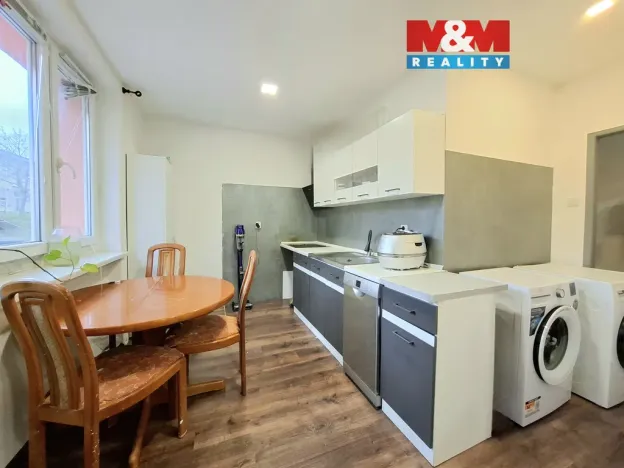 Prodej bytu 2+1, Habartov, Raisova, 55 m2