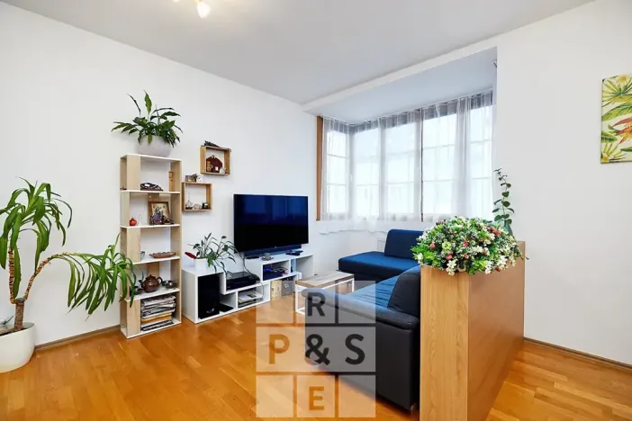 Pronájem bytu 2+kk, Praha - Břevnov, Závěrka, 56 m2