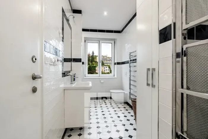 Prodej bytu 3+1, Praha - Smíchov, Nad Laurovou, 98 m2