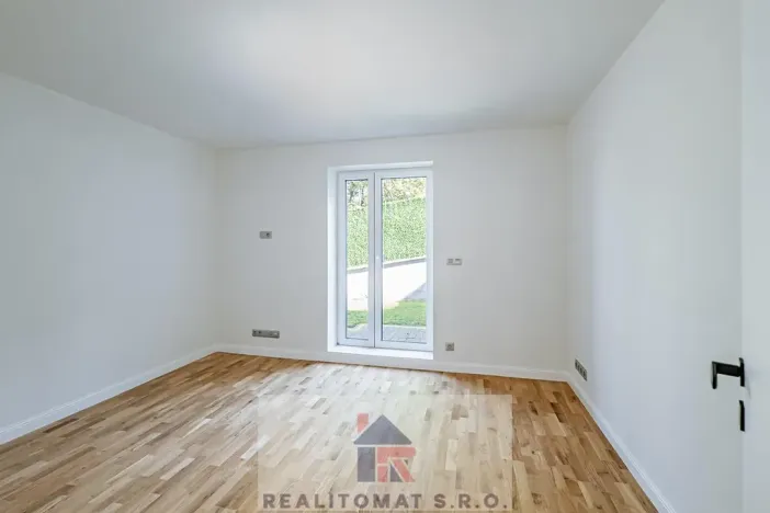 Prodej bytu 4+kk, Praha - Komořany, Pod lesem, 127 m2