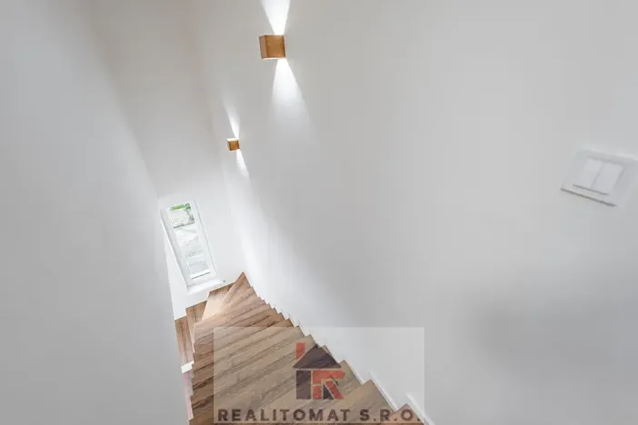 Prodej bytu 4+kk, Horoušany, Rubínová, 92 m2