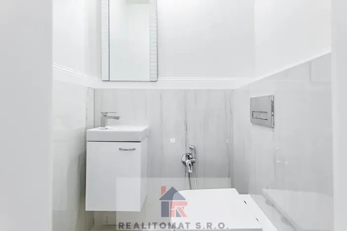 Prodej vily, Praha - Komořany, Pod lesem, 770 m2