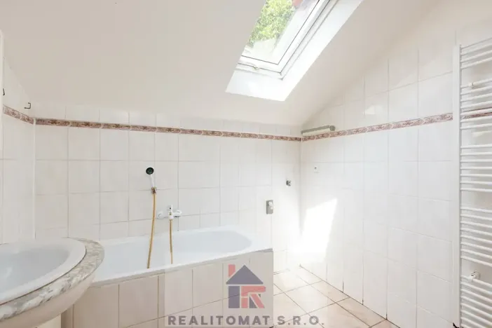 Prodej rodinného domu, Kounice, 130 m2