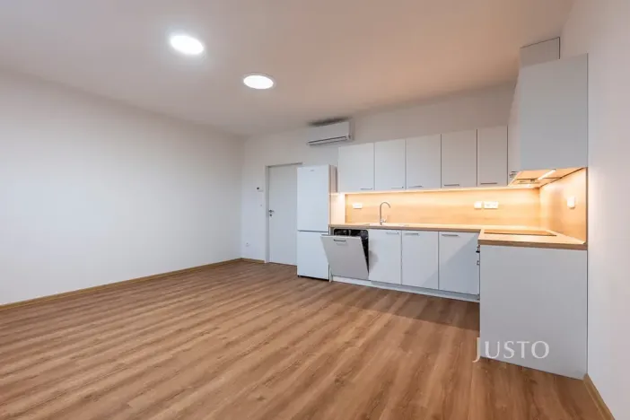 Pronájem bytu 1+kk, Staré Město, Hradišťská, 35 m2