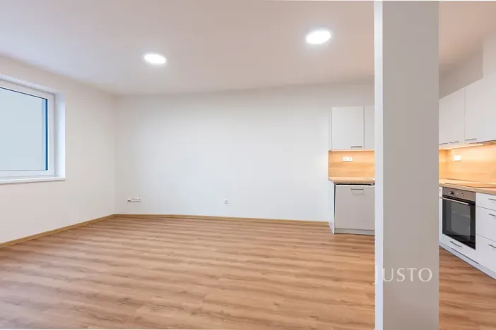 Pronájem bytu 3+kk, Staré Město, Hradišťská, 76 m2