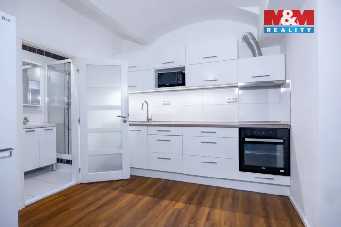 Prodej bytu 1+1, Jablonec nad Nisou, V Luzích, 45 m2