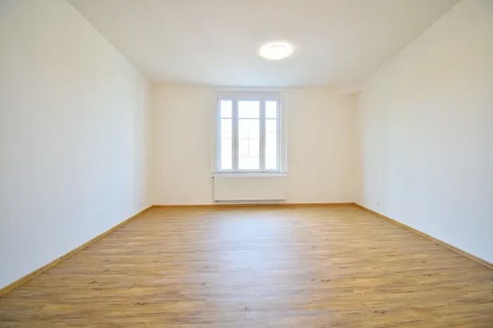 Pronájem bytu 2+kk, Chomutov, Žižkovo náměstí, 59 m2