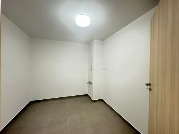 Pronájem bytu 2+kk, Pardubice - Zelené Předměstí, nábřeží Závodu míru, 80 m2