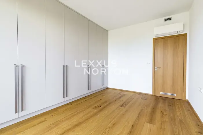 Pronájem bytu 3+kk, Praha - Karlín, Rohanské nábřeží, 90 m2