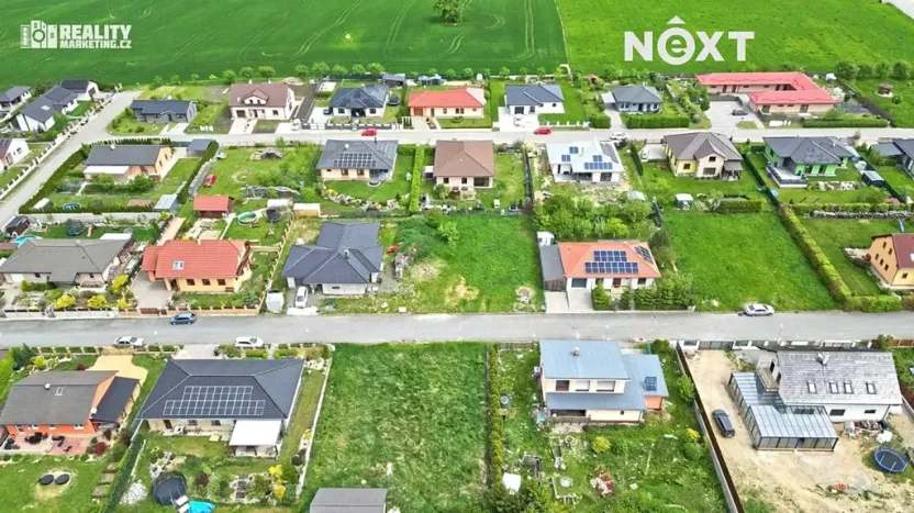 Prodej pozemku pro bydlení, Lipovec, 738 m2