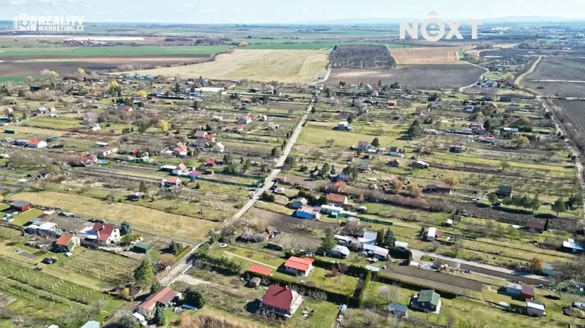 Prodej zahrady, Břeclav, 951 m2