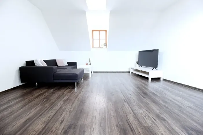 Pronájem bytu 2+1, Jihlava, Kosmákova, 75 m2