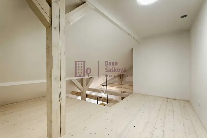 Pronájem bytu 2+kk, Jindřichův Hradec, 49 m2