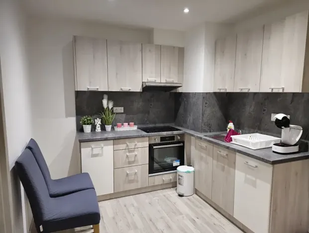 Pronájem obchodního prostoru, Neratovice, Kojetická, 11 m2