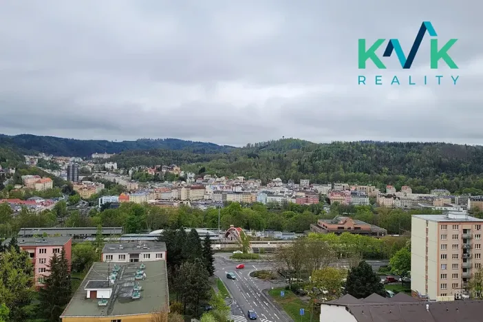 Prodej bytu 3+1, Karlovy Vary, Krušnohorská, 68 m2