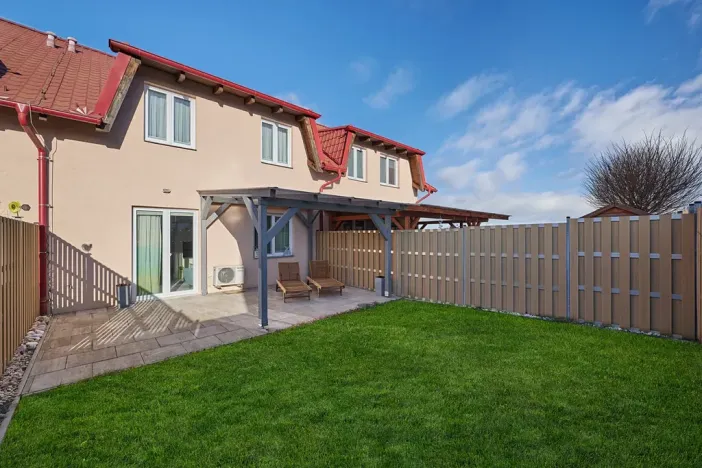 Prodej bytu 3+kk, Jiřice, 77 m2