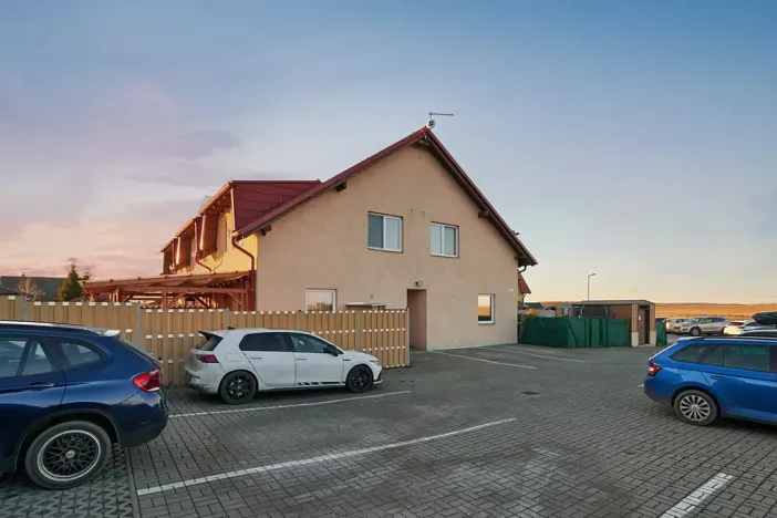 Prodej bytu 3+kk, Jiřice, 77 m2