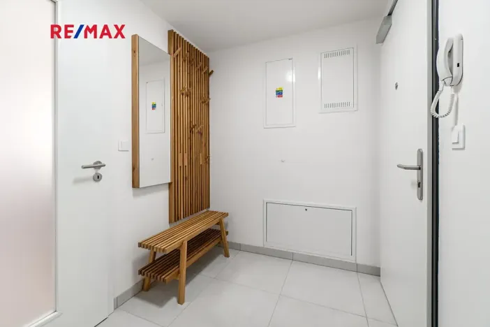 Pronájem bytu 2+kk, Praha - Břevnov, Radimova, 64 m2