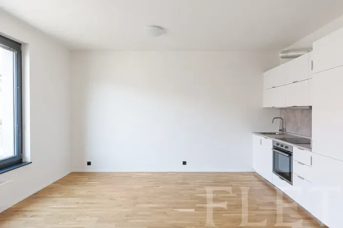 Pronájem bytu 1+kk, Praha - Smíchov, Grafická, 31 m2