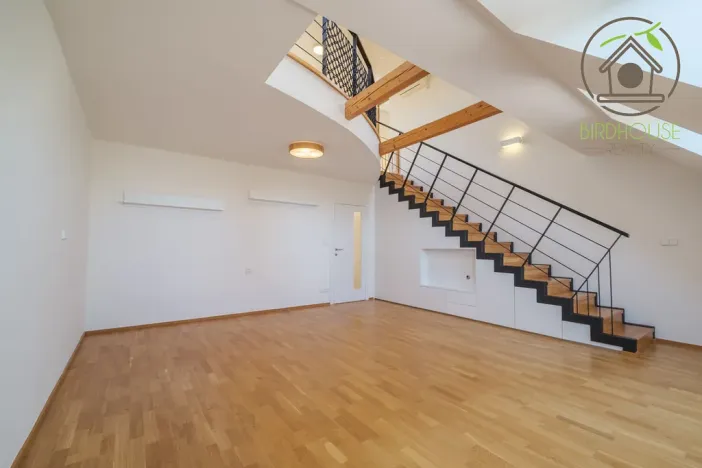 Prodej bytu 3+1, Praha - Suchdol, Brandejsovo náměstí, 116 m2