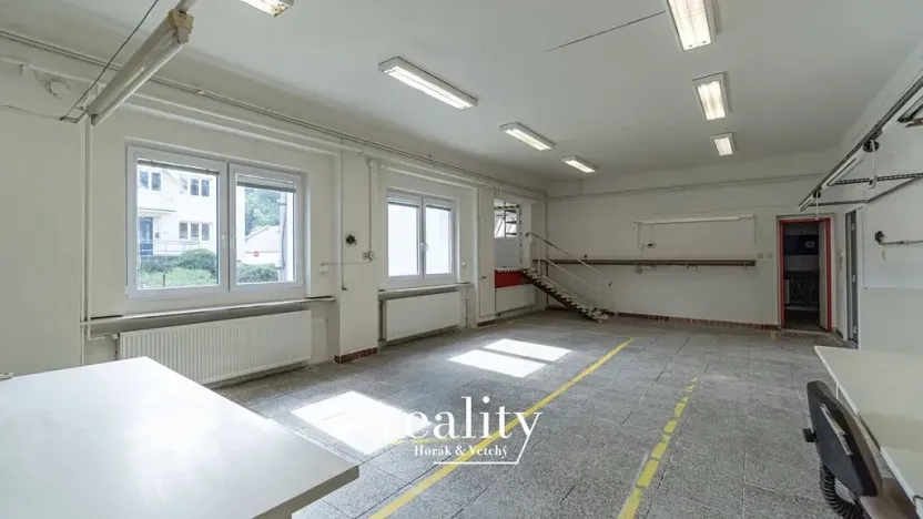 Pronájem výrobních prostor, Šebrov-Kateřina, 243 m2