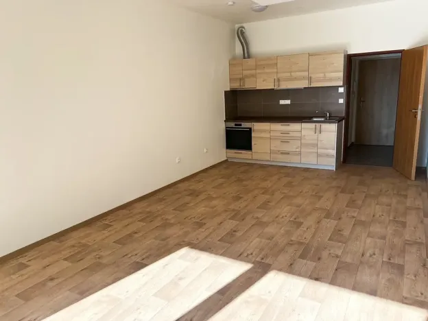 Pronájem bytu 1+kk, Třešť, Nádražní, 27 m2