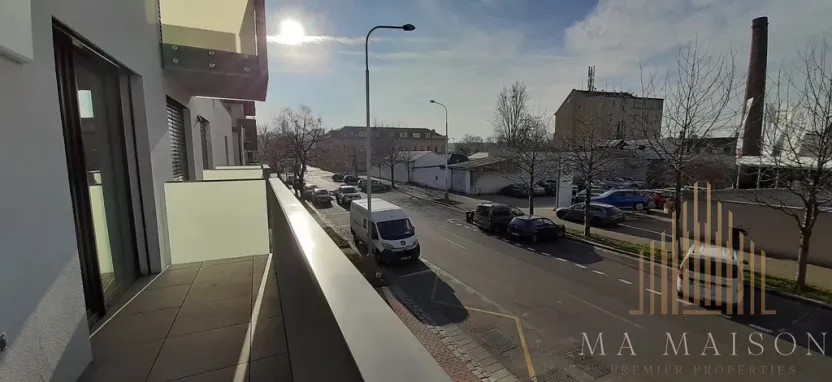 Pronájem bytu 1+kk, Praha - Holešovice, Na Maninách, 33 m2