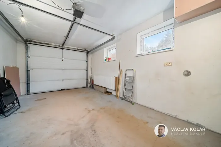 Prodej rodinného domu, Pecka, 176 m2