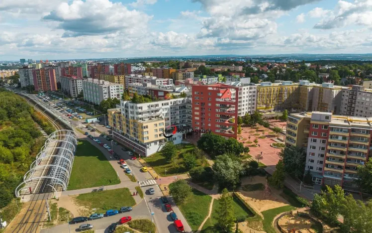 Pronájem bytu 2+kk, Praha - Hlubočepy, Trnkovo náměstí, 75 m2