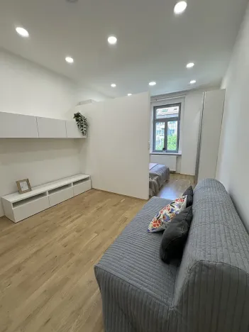 Pronájem bytu 1+1, Praha - Libeň, Kovářská, 35 m2