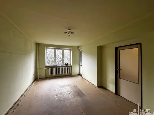 Prodej bytu 2+1, Neveklov, Benešovská, 51 m2