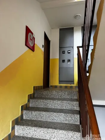 Prodej bytu 2+1, Neveklov, Benešovská, 51 m2