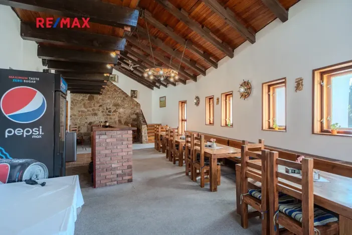 Prodej ubytování, Světlá pod Ještědem, 523 m2