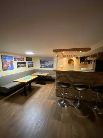 Prodej ubytování, Benecko, 635 m2