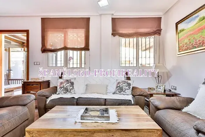 Prodej vily, Torrevieja, Španělsko, 57 m2