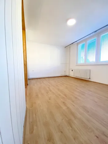 Pronájem bytu 2+1, Meziboří, J. A. Komenského, 44 m2