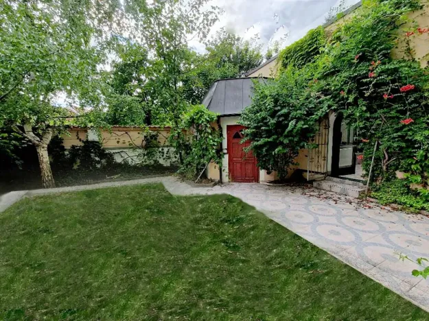 Pronájem rodinného domu, Praha - Břevnov, Na zástřelu, 297 m2