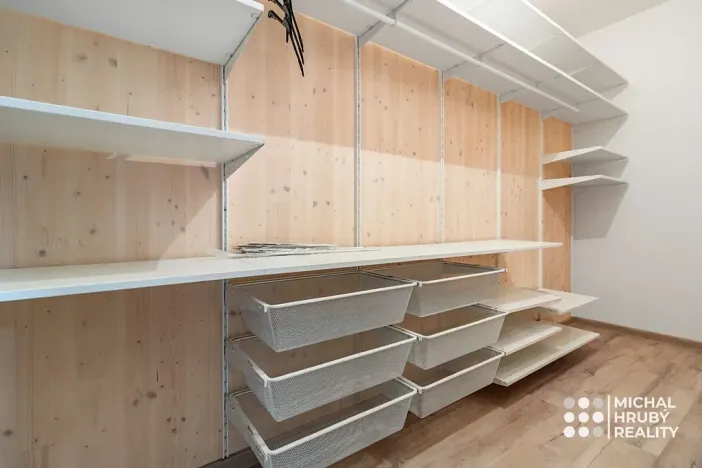 Prodej bytu 4+kk, Ostrava, Hrázka, 89 m2