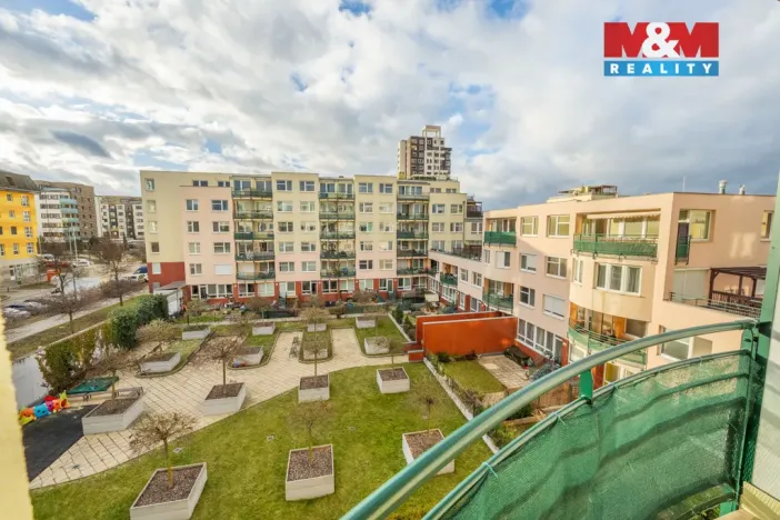 Pronájem bytu 2+kk, Praha, Voskovcova, 48 m2