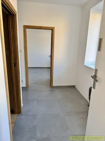 Prodej bytu 2+kk, Otmíče, 36 m2