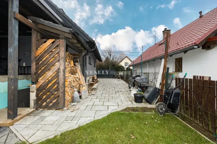 Prodej rodinného domu, Hvozdnice, 146 m2