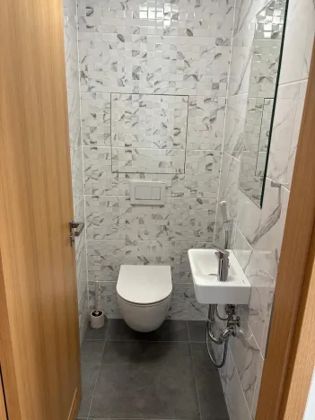 Pronájem bytu 2+kk, Třeboň - Třeboň II, Lázeňská, 69 m2