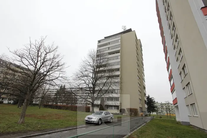 Pronájem bytu 3+kk, Praha - Karlín, U Sluncové, 83 m2