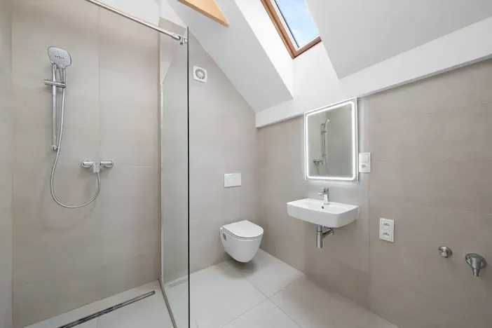 Prodej bytu 3+kk, Praha - Holešovice, Veverkova, 91 m2