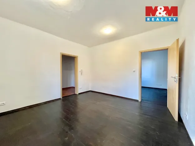 Pronájem bytu 2+1, Louny, Nerudova, 55 m2