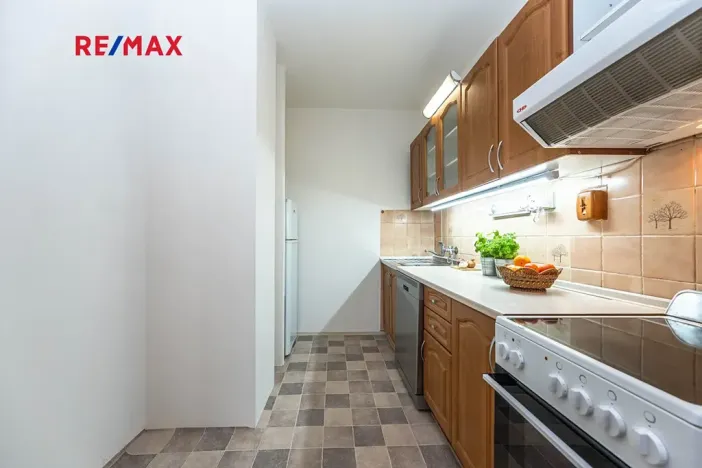 Pronájem bytu 3+kk, Praha - Bohnice, Radomská, 54 m2
