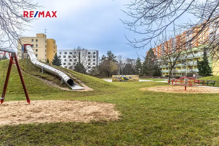 Pronájem bytu 3+kk, Praha - Bohnice, Radomská, 54 m2