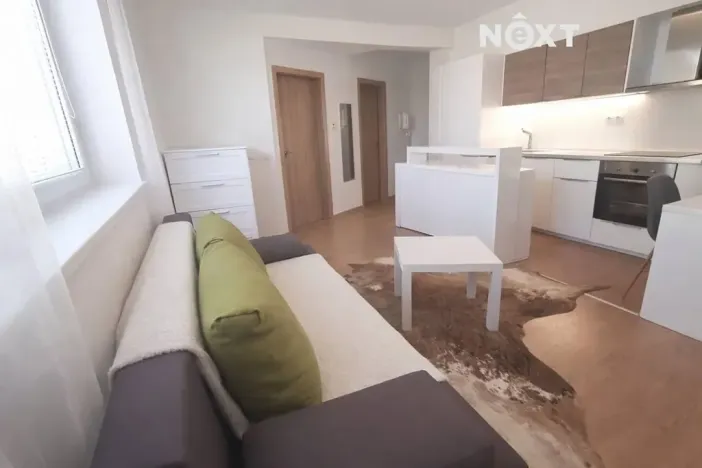 Pronájem bytu 2+kk, Zlín, Kúty, 62 m2
