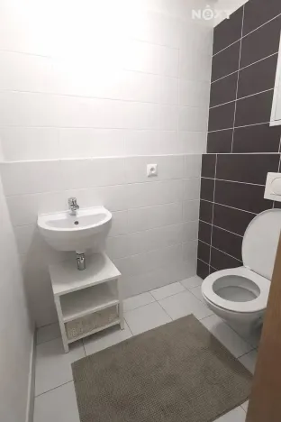 Pronájem bytu 2+kk, Zlín, Kúty, 62 m2
